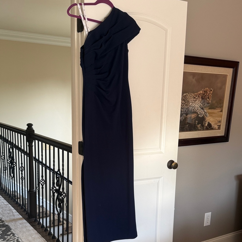 Elegant One-Shoulder Navy Evening Gown